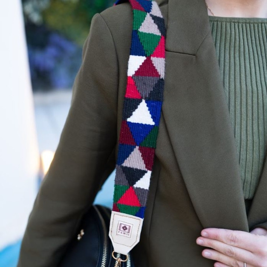 Geometrik Derleme Desen El Dokuması Kilim Askı